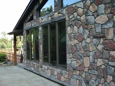 Стены из природного камня – технология строительства и преимущества  материала