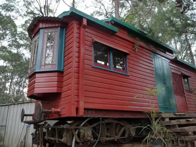 дом из желедорожного вагона Интерьер плюс дизайн