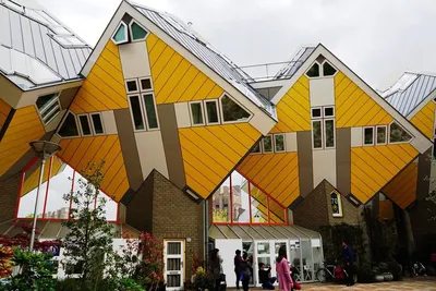 Необычные дома мира: Airbnb продлил конкурс на самый необычный гостевой дом