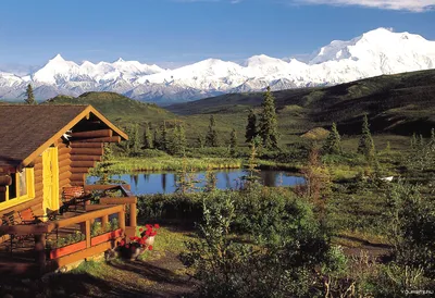 Дом в Аляске стоковое изображение. изображение насчитывающей пасмурно -  60017565