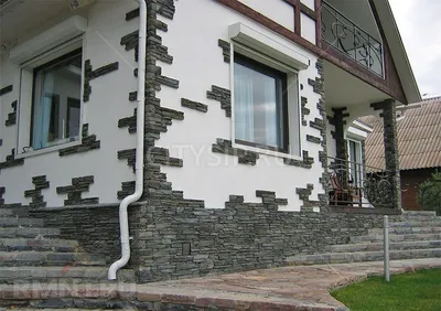 Частный дом - Дом из бруса, облицованный плиткой под кирпич