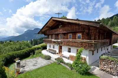 Традиционная вилла в итальянских Альпах | Ромашковый сбор | Дзен