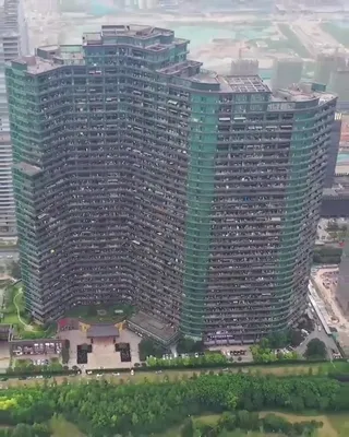 Снимают в основном студенты: посмотрите на китайский дом, где живут больше  20 тысяч человек | Вокруг Света
