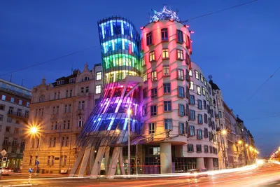 Чехия: Танцующий дом в Праге | Туристический бизнес Санкт-Петербурга