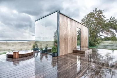 Участок за 300 тысяч евро, дом на берегу пруда. Как устроилась Чулпан  Хаматова в Латвии | STARHIT