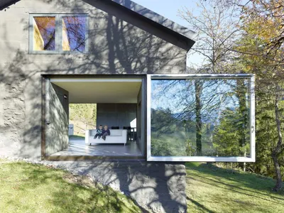 Проект дома на горном склоне: экологичный особняк в Швейцарии