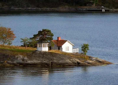 Пищу в восторге от этого дома! Традиционный красный шведский дом с душевной  | Шведский дом, Шведские интерьеры, Дом снаружи