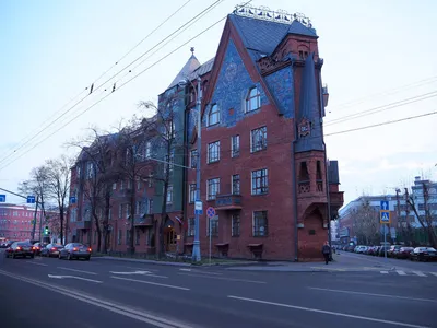 В центре Москвы продают старинный деревянный дом за 500 млн рублей -  Российская газета