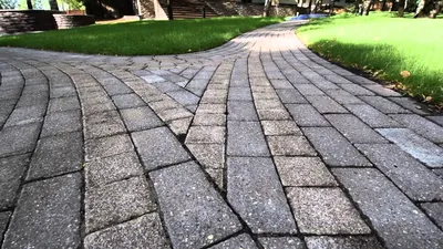 Бетонная тротуарная плитка для дачи