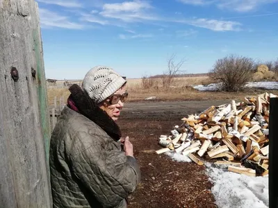 Власти оправдались: жене и детям мобилизованного привезли труху вместо дров  | ОБЩЕСТВО | АиФ Владивосток