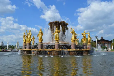 Фото: Дружба народов СССР, фонтан, Москва, площадь Дружбы Народов — Яндекс  Карты