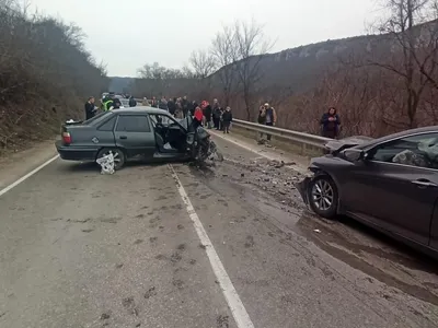 Один человек погиб и двое пострадали в ДТП в Крыму – Коммерсантъ Краснодар