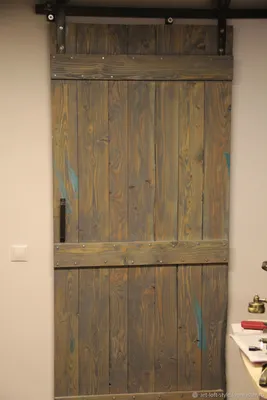 Межкомнатные двери в стиле лофт: какие лучше ставить в квартиру (25 фото,  видео)