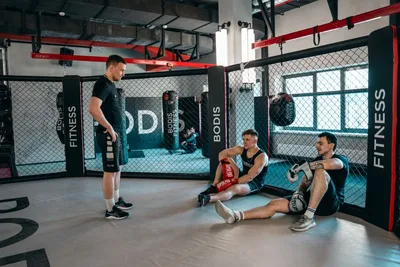 Тренировки MMA в Екатеринбурге. Клуб смешанных единоборств на Ботанике  Powerhouse Gym