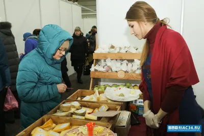 Фотография крадущей солнце старухи заняла почетное место в российском  конкурсе | СТОЛИЦА на Онего