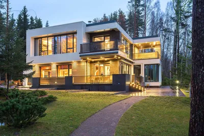 Прогулка на диване: Необычные дома мира с зеркальными фасадами | Houzz  Россия