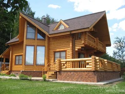 Смелый проект современного деревянного дома