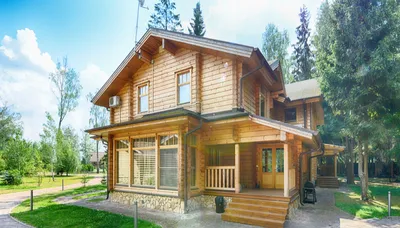 20 проектов: Красивые деревянные дома внутри и снаружи - дизайн и интерьер деревянного  дома с фото | Houzz Россия