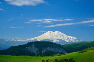 Climb Elbrus from the North - Mountain Guide