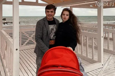 Звезда «Дома-2» Саша Артемова развелась с Евгением Кузиным спустя три года  после расставания