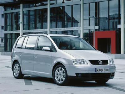 Volkswagen Touran 2011 в Екатеринбурге, Фольксваген Туран, СЕМИместный  минивэн ( 7 мест), год выпуска по ПТС 2011, обмен на более дорогую, на  равноценную, на более дешевую