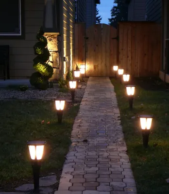 Освещение садовых дорожек: виды подсветки и способы установки
