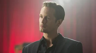 https://fotobase.co/photo/aleksandr-skarsgard/130449/