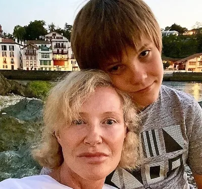 Копия матери: как выглядит и где живет 14-летний сын Константина Хабенского  - Страсти