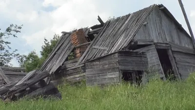 Деревни в глубинке России. Старый столетний дом. Как устроены деревенские  дома - YouTube