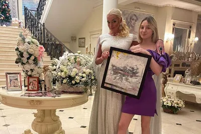 Анастасия Волочкова похвасталась подарком от дочери ко дню рождения -  Газета.Ru | Новости
