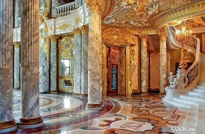 Good Morning on X: \"Не правда ли красиво выстилают пенсиями стены и  колонны? Это дворец Кадырова. Спокойной ночи. https://t.co/mHi3SX0iJM\" / X