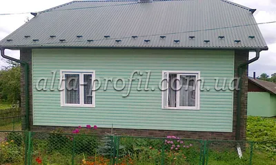 Цвет фасада дома с синей крышей - 62 фото