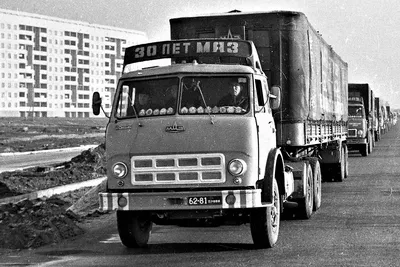 Беспилотные грузовики Сбера начали курсировать между Москвой и  Санкт-Петербургом - читайте в разделе Новости в Журнале Авто.ру