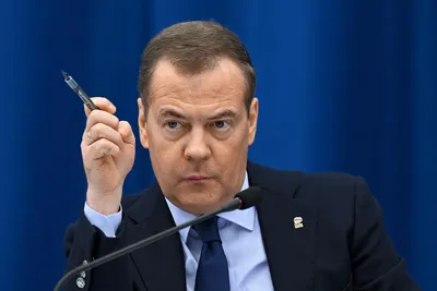 Медведев дал интервью российским СМИ - Газета.Ru