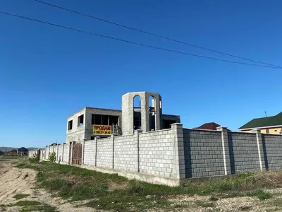 10 недостроенных домов в Киеве | Новини