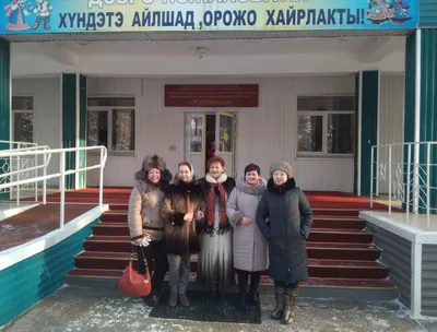 Как выглядит внутри дом узбекской женщины, которая живет в России на  границе с Казахстаном. Показываю обстановку в комнатах | Под зонтиком | Дзен