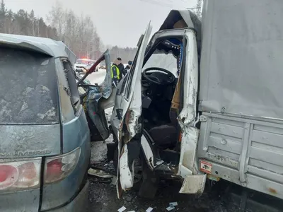 Водитель, врезавшаяся в грузовик под Малоярославцем, скрылась с места ДТП |  ПРОИСШЕСТВИЯ: ДТП | ПРОИСШЕСТВИЯ | АиФ Калуга