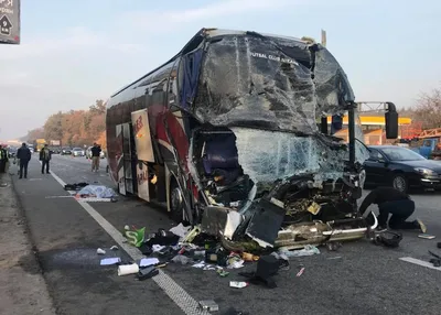 Авария с артистами Дизель Шоу: видео с места смертельного ДТП / NV