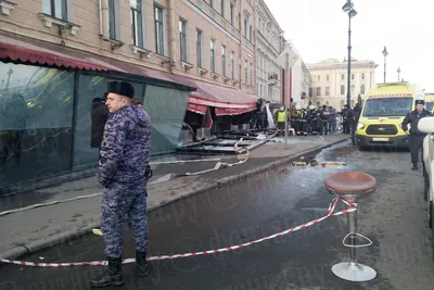 Взрыв в Санкт-Петербурге, погиб Владлен Татарский: что известно, фото с  места происшествия - 2 апреля 2023 - МСК1.ру