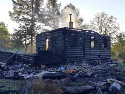 В пригороде Краснотурьинска сгорел дом | Происшествия | Краснотурьинск.инфо