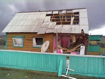 Страшная стихия уничтожила целый дом