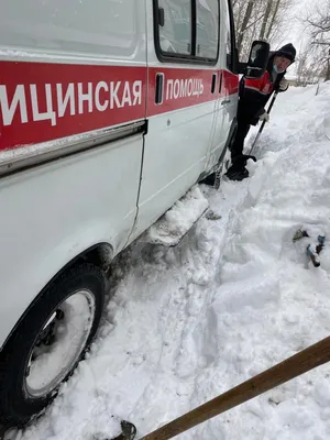 В Энгельсе пациент с травмой головы удерживал дома 2 сотрудниц скорой помощи