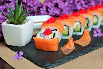 Сеты с креветкой в Днепре ➤ Заказать суши сет с креветками с доставкой на  дом | Roll Club
