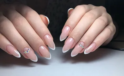 Так же и на ногах нюд+чёрный френч... - master.nails.lashmaker | פייסבוק