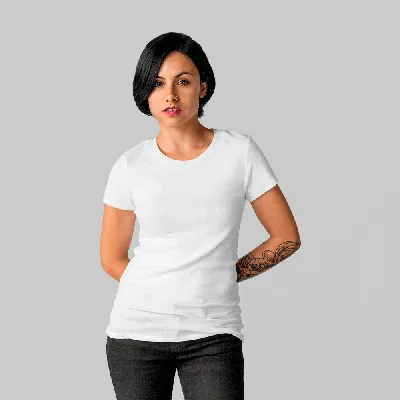 Белая женская футболка без рисунка - Купить от 320 рублей
