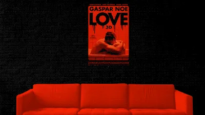 Плакат Гаспара Ноэ на стене офиса с сюрреалистическим красным диваном | Behance