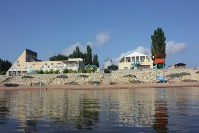 Отели Кучугур, Краснодарский край на первой береговой линии: цены, фото,  отзывы, все включено