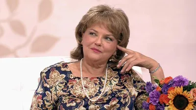 Сашенька, как же вы похудели\". Борющаяся с раком Яковлева впервые за долгое  время показалась на публике. Фото