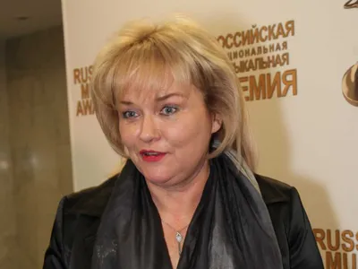 Три года борьбы с раком: звезда фильма «Чародеи» лишилась волос