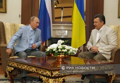 Виктор Янукович вручил подарки и игрушки пациентам Дома с ангелом | Новости  Одессы